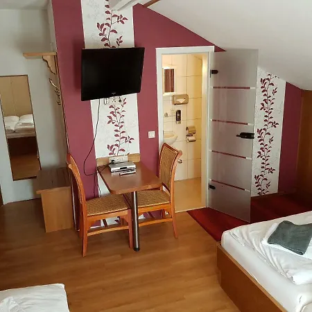 - Restaurant Sophienaue