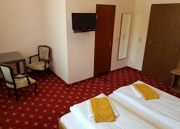 - Restaurant Sophienaue