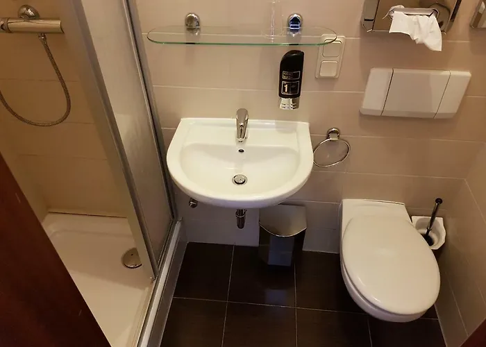 Hotel - Restaurant Sophienaue 3*